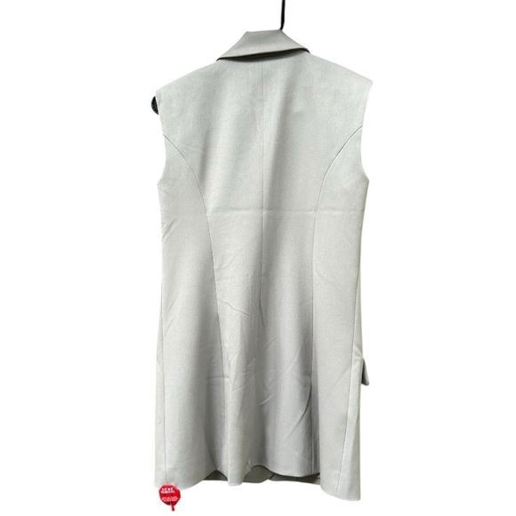 Favorite Daughter The Nadine Sleeveless Blazer - Picture 9 of 11